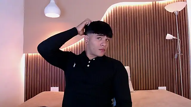 LuciferM Star online show from February 10, 4:11 am