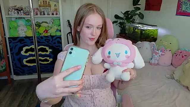 Daisy Dollxo online show from June 1, 12:00 am