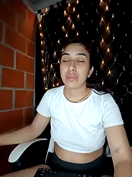 ifeelverywet andhot online show from November 1, 4:19 am