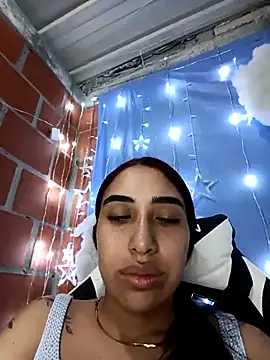 ifeelverywet andhot online show from November 27, 3:01 pm