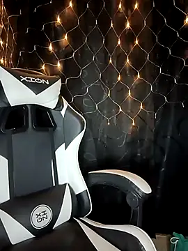 ifeelverywet andhot online show from October 26, 4:35 am