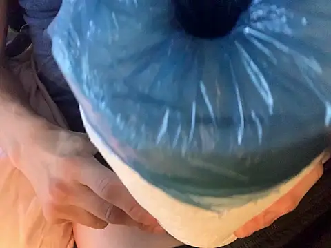 skatebored online show from December 18, 2:10 pm