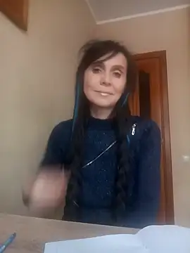 Francenia lolis online show from February 11, 1:33 pm