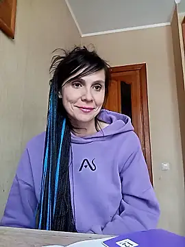 Francenia lolis online show from January 7, 10:20 am