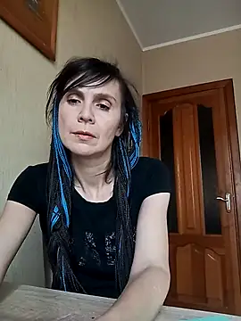 Francenia lolis online show from November 1, 10:42 am