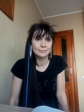 Francenia lolis online show from March 6, 8:09 am