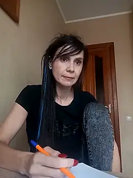 Francenia lolis online show from November 10, 9:47 am