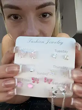 -Sexy Barbie- online show from May 3, 9:47 am
