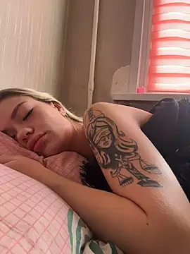 Snapshot of -Sexy_Barbie- chatting on November 14, 4:49 am -Sexy Barbie- online show from November 14, 4:49 am