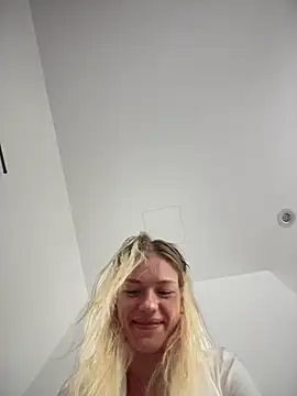 -Sexy Barbie- online show from February 14, 6:57 am