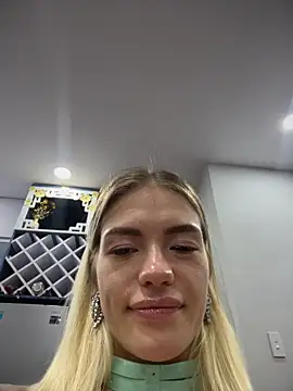 -Sexy Barbie- online show from March 1, 8:14 am