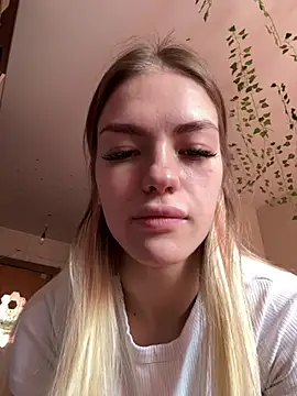 Snapshot of -Sexy_Barbie- chatting on February 28, 3:59 am -Sexy Barbie- online show from February 28, 3:59 am
