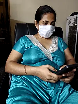 Snapshot of Madhavi_mishra chatting on September 29, 6:35 pm Madhavi mishra online show from September 29, 6:35 pm