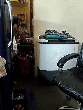 Snapshot of Madhavi_mishra chatting on November 22, 6:34 am Madhavi mishra online show from November 22, 6:34 am