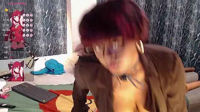 ebonyciaraqueen online show from February 25, 1:22 pm