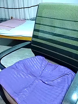 Snapshot of juliya_Les chatting on September 11, 1:44 pm juliya Les online show from September 11, 1:44 pm