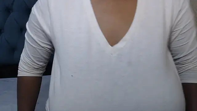 FlavoredNia online show from March 4, 3:15 pm