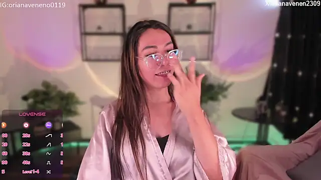 electra goddes online show from November 17, 9:19 pm