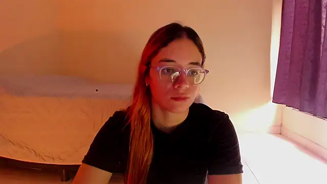 atenas 05  online show from April 19, 4:52 pm