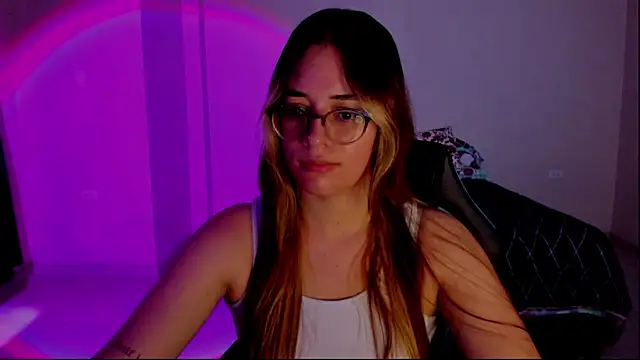 atenas 05  online show from November 8, 9:29 pm