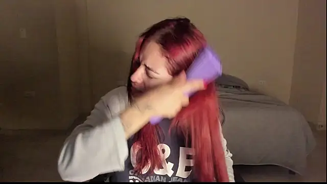 atenas 05  online show from December 17, 9:25 am