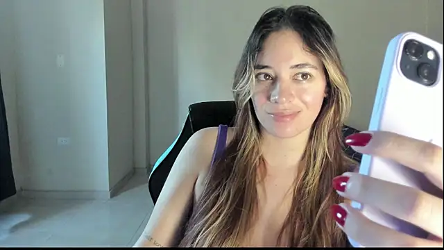 atenas 05  online show from November 27, 2:39 pm