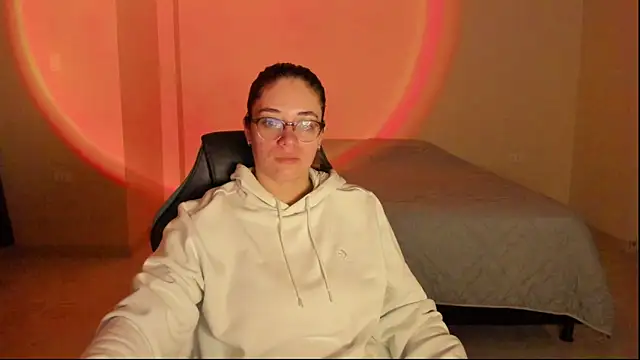 atenas 05  online show from October 29, 9:30 am