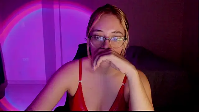 atenas 05  online show from December 4, 9:41 am