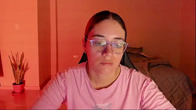 atenas 05  online show from February 19, 9:28 am