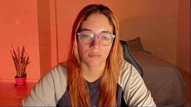 atenas 05  online show from February 21, 9:33 am