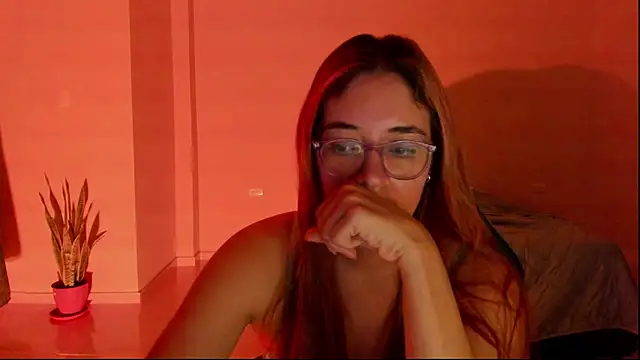 atenas 05  online show from February 16, 9:41 am