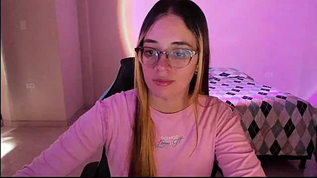 atenas 05  online show from September 8, 6:18 pm