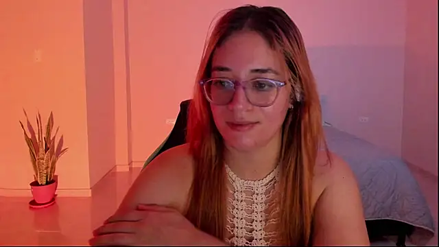 atenas 05  online show from February 21, 9:39 pm