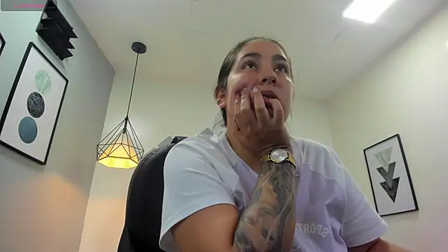 lizzaxs online show from March 11, 1:45 pm