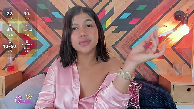NaiirobiSwan online show from April 26, 8:33 am