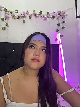 alisson carolina73 online show from February 26, 2:33 am