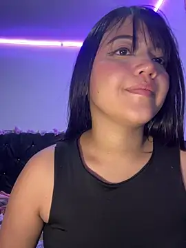 Snapshot of alisson_carolina73 chatting on February 25, 5:08 am alisson carolina73 online show from February 25, 5:08 am