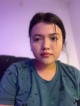 alisson carolina73 online show from April 12, 11:19 pm