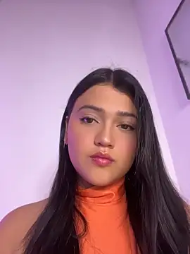 alisson carolina73 online show from May 16, 3:38 am