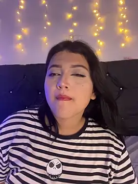 alisson carolina73 online show from November 27, 4:02 am