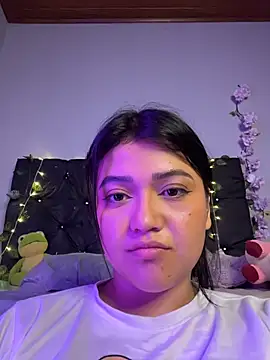 alisson carolina73 online show from June 8, 1:28 am