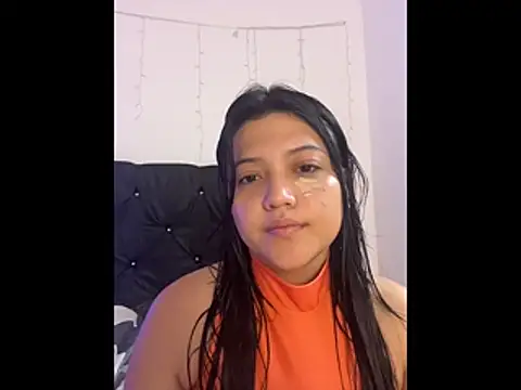 alisson carolina73 online show from November 18, 9:51 pm