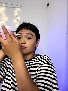 Snapshot of alisson_carolina73 chatting on October 26, 9:15 pm alisson carolina73 online show from October 26, 9:15 pm