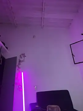 alisson carolina73 online show from April 23, 1:01 am