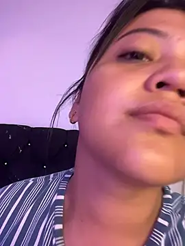 alisson carolina73 online show from March 22, 10:11 pm