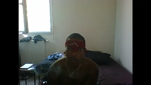 Snapshot of POPAYE972 chatting on July 16, 2:25 pm POPAYE972 online show from July 16, 2:25 pm