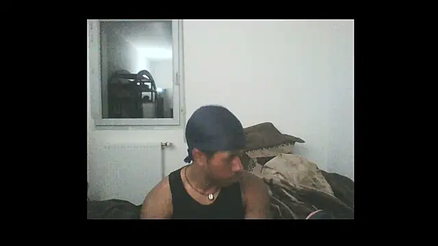 Snapshot of POPAYE972 chatting on March 7, 12:58 am POPAYE972 online show from March 7, 12:58 am