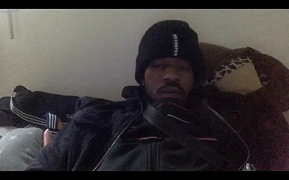 Snapshot of POPAYE972 chatting on December 3, 2:16 pm POPAYE972 online show from December 3, 2:16 pm