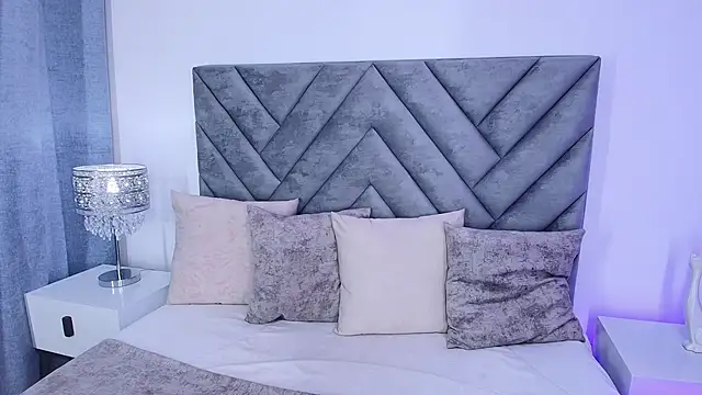 Juanita owens online show from February 17, 6:28 pm