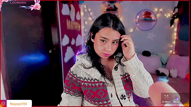 kiki cavilll online show from October 7, 2:51 pm